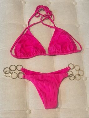 Beach Bunny swim set